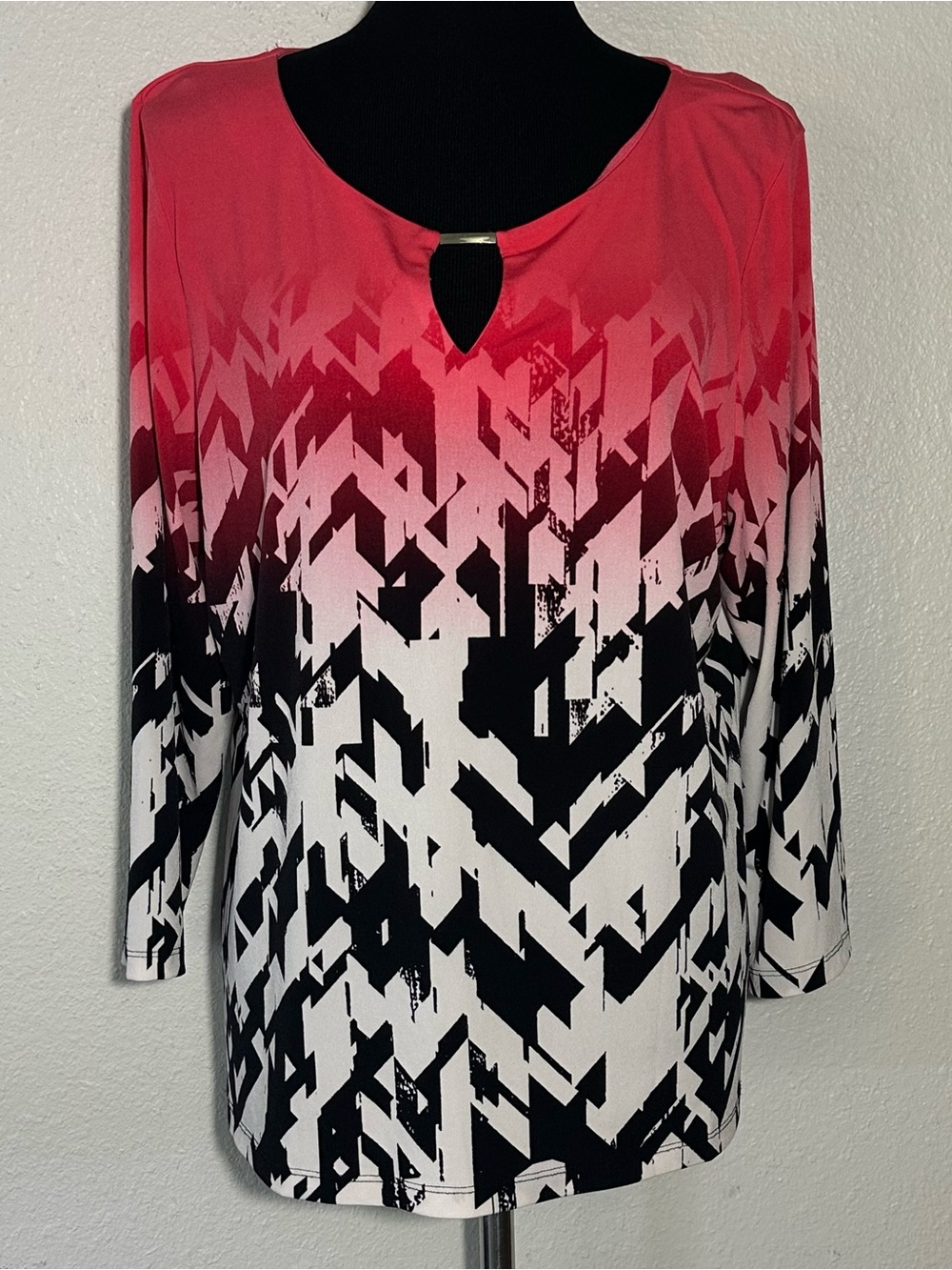 Calvin Klein Pink Black White Ombre Geo Keyhole Long Sleeve Top